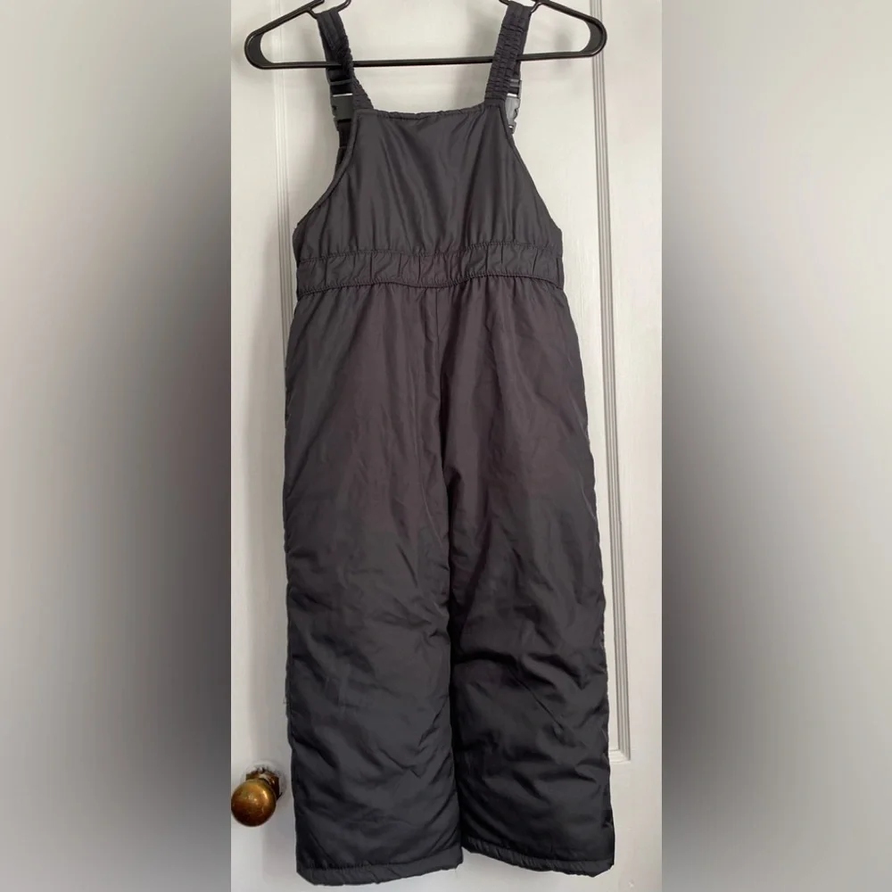 Oshkosh Unisex Snow Overalls- Size: Medium (5-6)